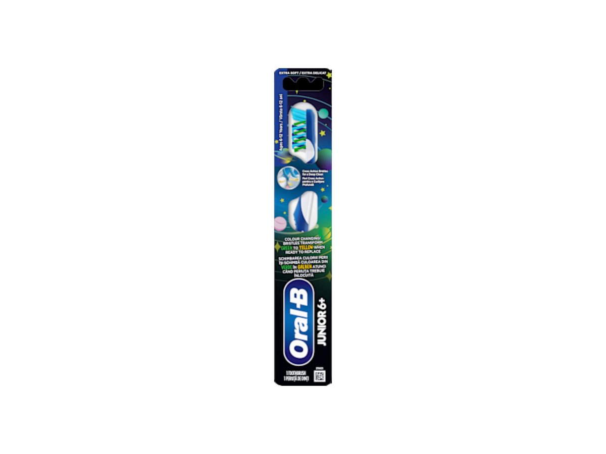 Четка За Зъби OralB Junior 6+ 1бр