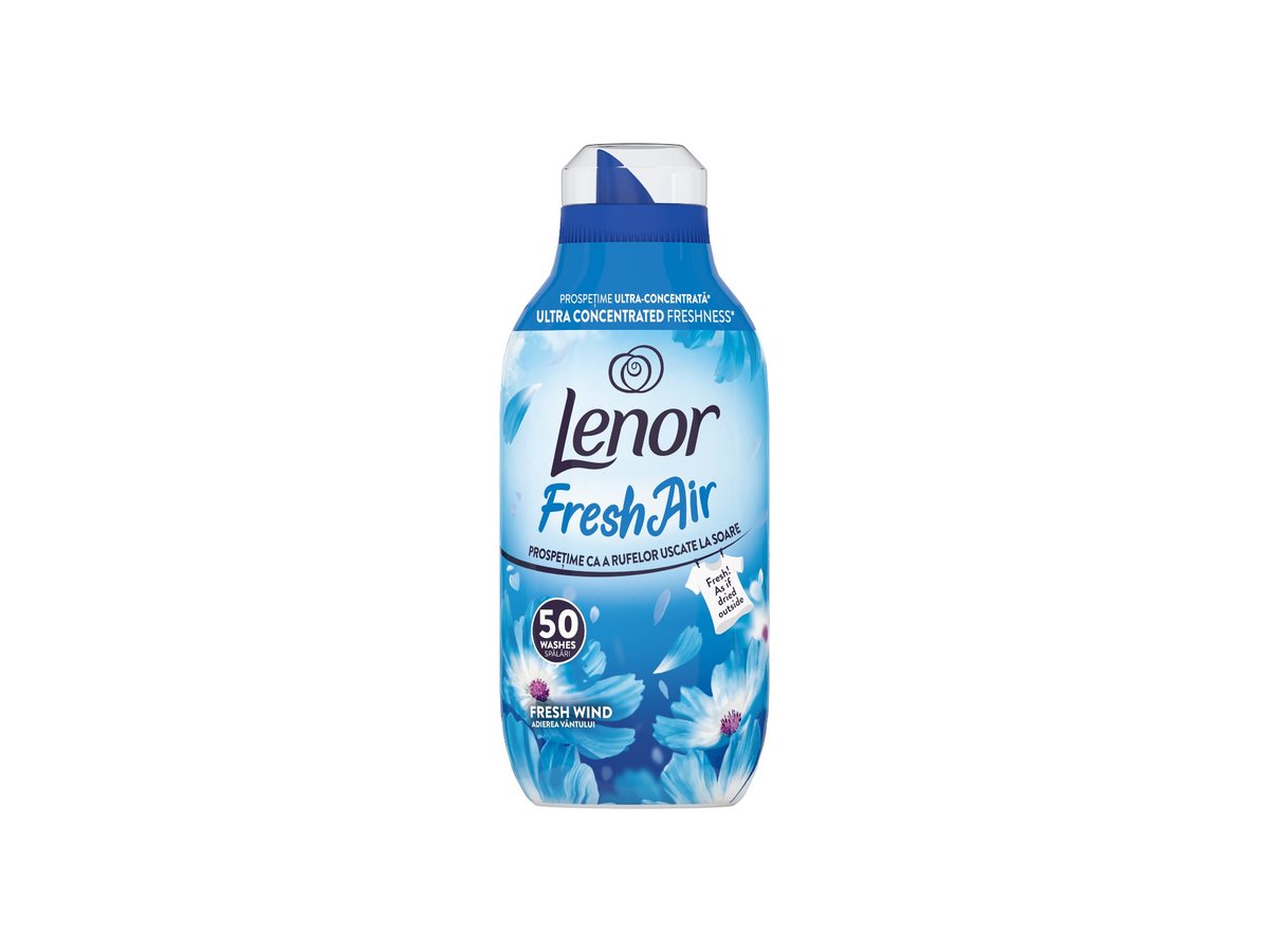 Омекотител Lenor Fresh Wind 700мл 50 Пранета Конц.
