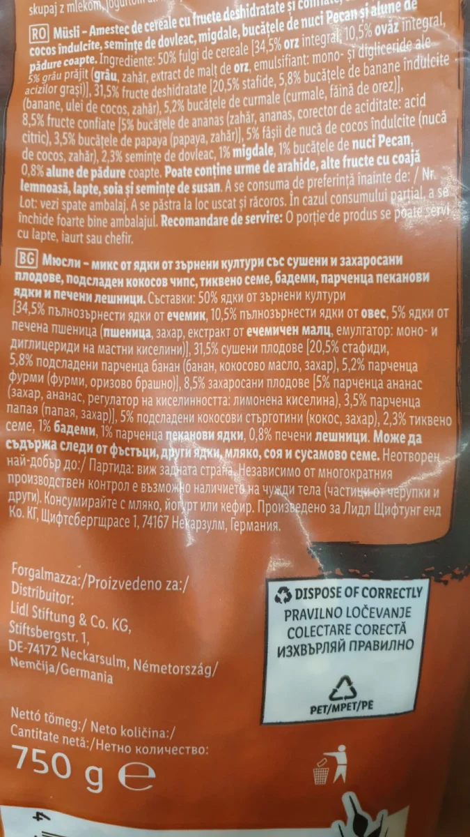 Müsli with fruits, nuts & seeds - Crownfield