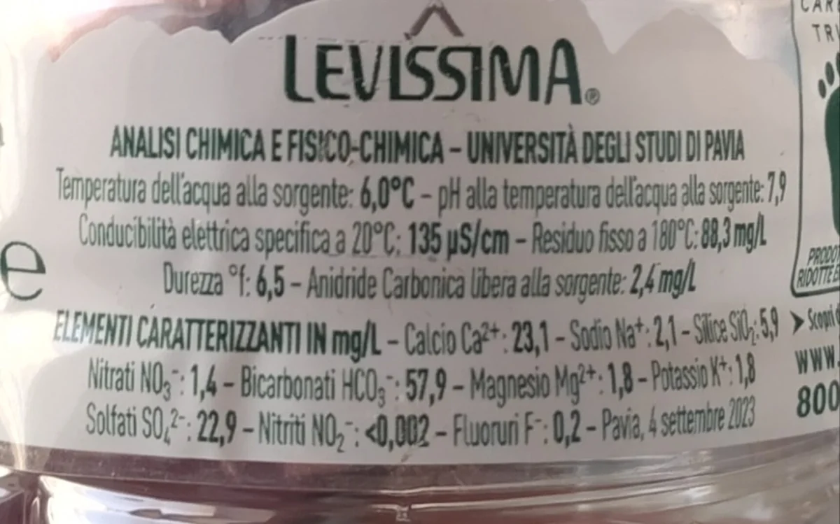 Минерална натурална вода Levissima 0.5 л - Levissima