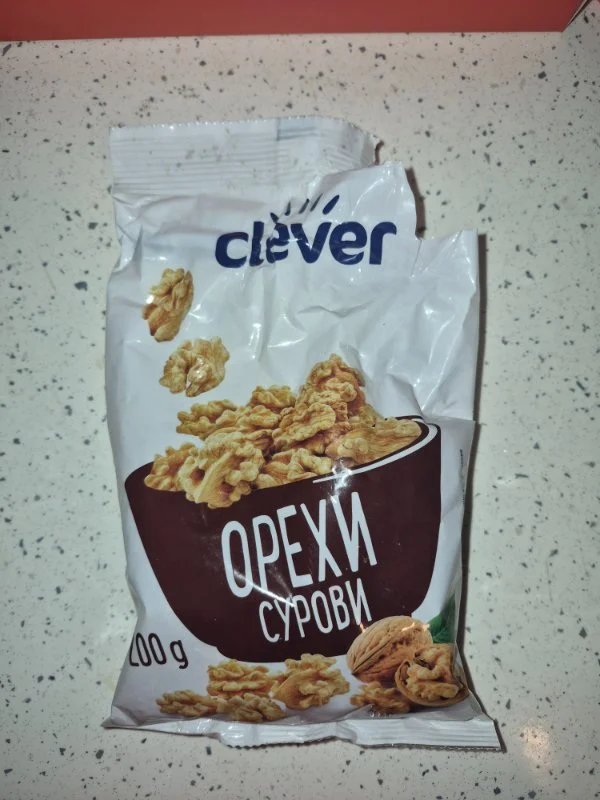 Орехи сурови