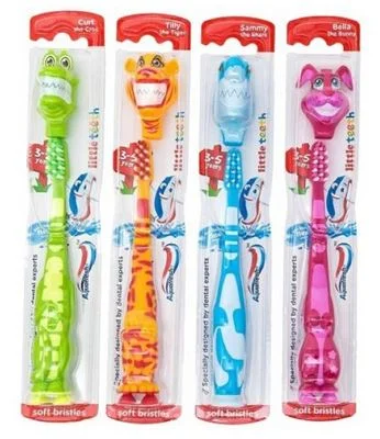 Детска четка за зъби Aquafresh Piccoli 3-5 г