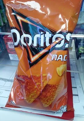Чипс Doritos с вкус на сирене 100g / Doritos Nachos Cheese Flavoured 100g