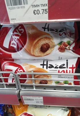 Hazel Nut Croissant Wiith Hazelnut Filling - 7DAYS