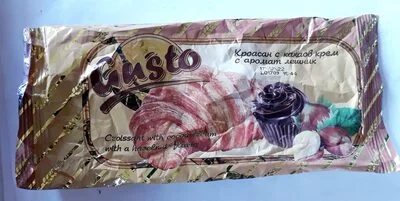 КРОАСАН С КАКАОВ КРЕМ С АРОМАТ ЛЕШНИК