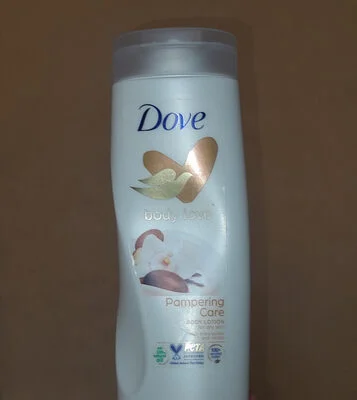 Dove Мляко за тяло за суха кожа с масло от кашу