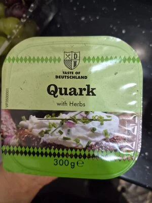 Quark with herbs