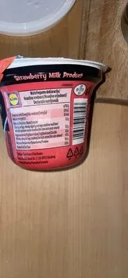 Млечен продукт с ягоди / Strawberry Milk Product - Milbona