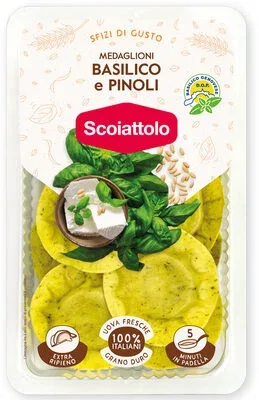 Медальони с босилек и борова смола / Medallions with Basil and Pine Nuts - Scoiattolo